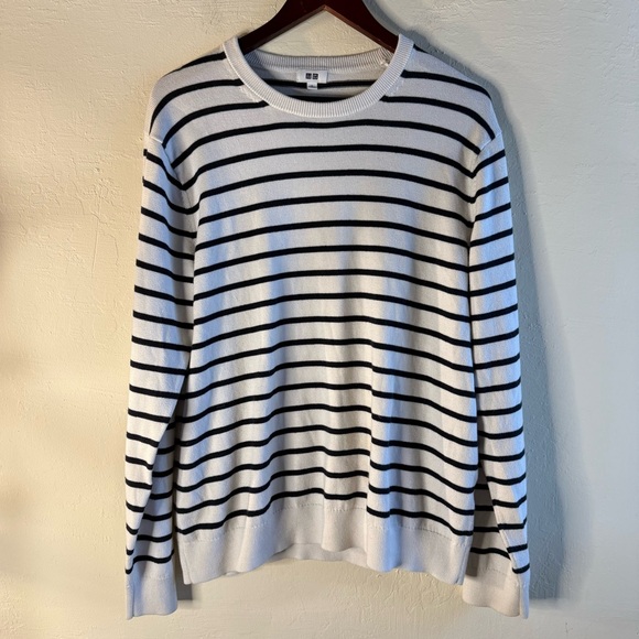 Uniqlo Other - Uniqlo Black and White Striped Crewneck Sweater 100% Cotton Mens Size Large